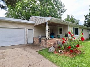 1813 6th St, Beloit, WI 53511