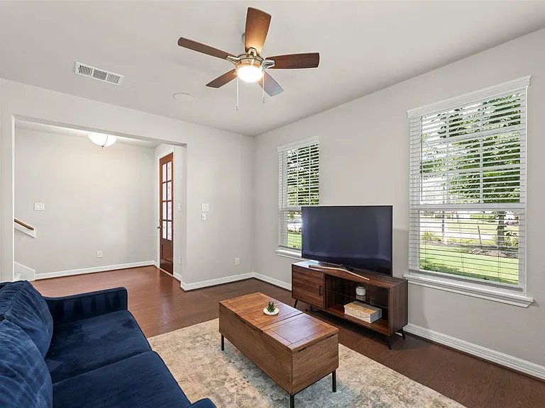 9420 Caddo Ridge Ln — Photo 5