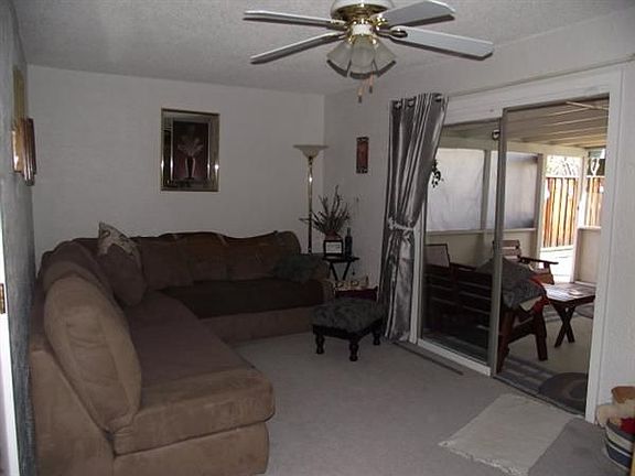 4th image of 652 Continental Dr