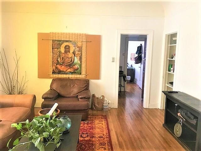 2nd image of 241 S Catalina St APT 2