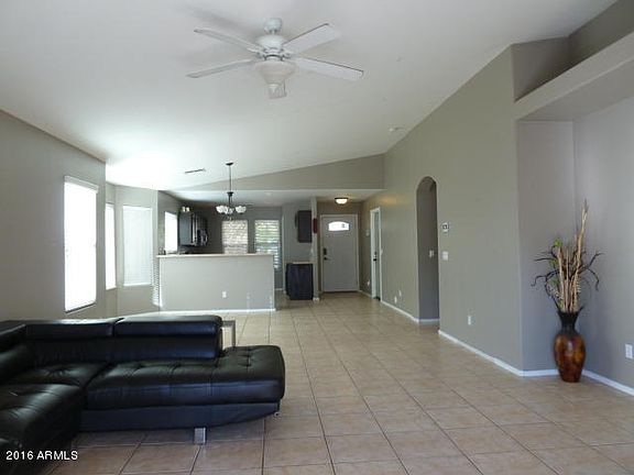 4th image of 3332 S 95th Dr