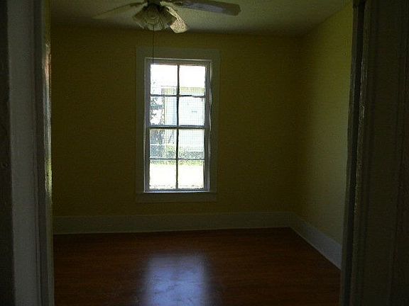 4th image of 4016 Ursuline