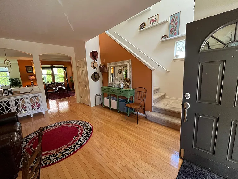 24024 SE 23rd St — Photo 3