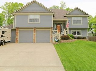 301 S Black Jack Ave, Lone Jack, MO 64070