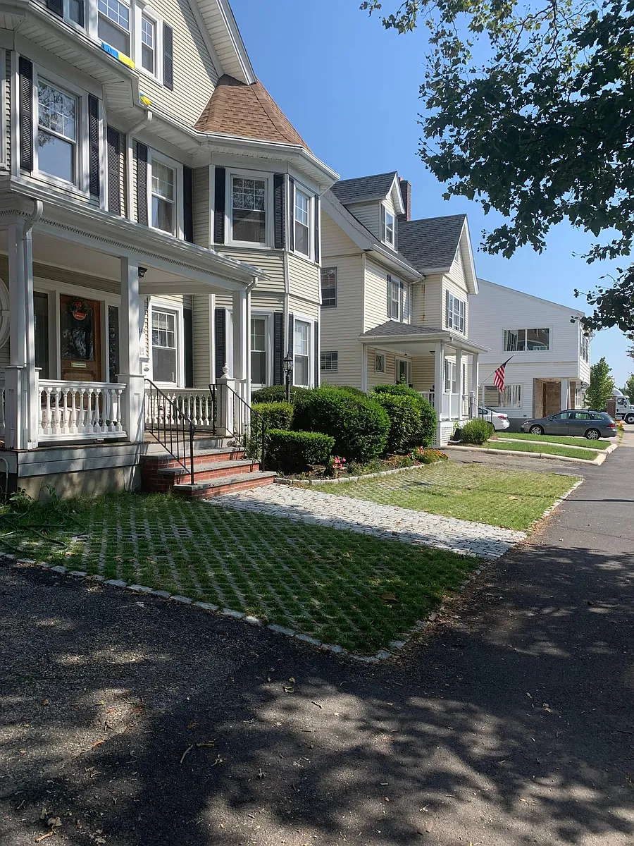 Building Photo - 449 Washington St #2