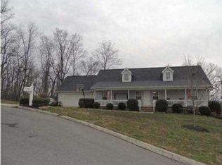 520 Concord Dr, Dalton, GA 30721