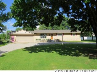 1146 Tower Rd, Lebanon, MO 65536