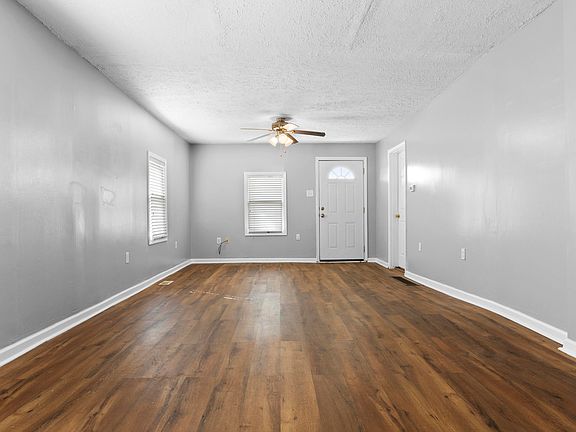 3rd image of 37 Ashland Ave
