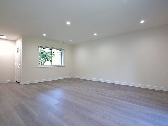 4th image of 4008 Mattos Dr