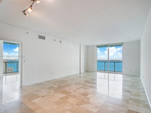 4th image of 1900 N Bayshore Dr APT 2302