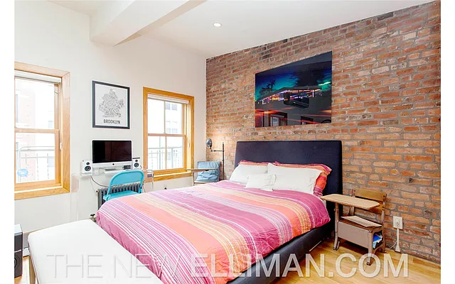 Rented by Douglas Elliman | media 22