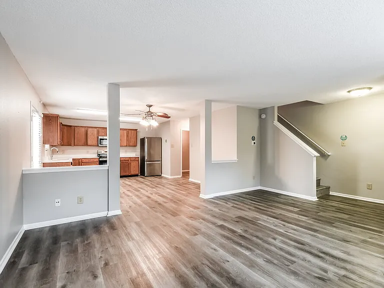 14390 Black Farm Dr — Photo 7