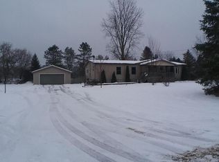 13383 Nelson Rd, Bath, MI 48808