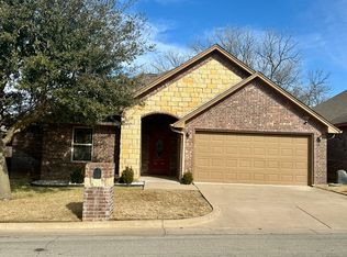 1737 Sully Ct, Stephenville, TX 76401