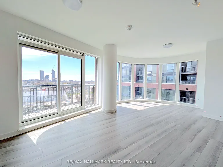 1185 Dupont St #529 — Photo 1