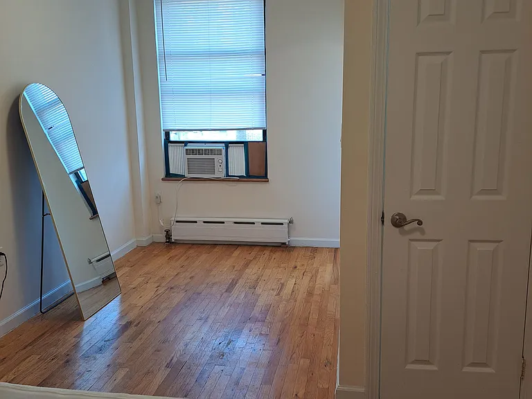 216 W 100th St #918 — Photo 10