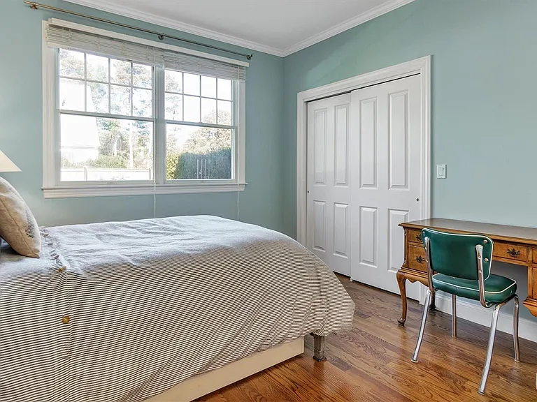 38 Bridle Path — Photo 20