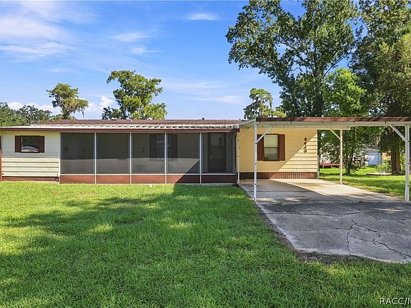3rd image of 8449 W Dixie Ct
