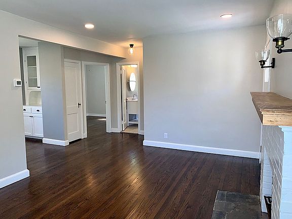 4th image of 79 Henry St