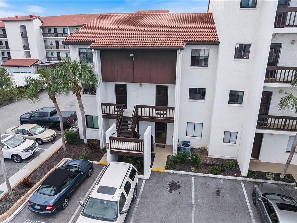 1st image of 1604 Stickney Point Rd #4-102
