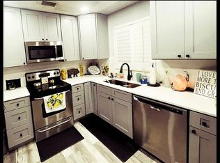5210 Palm Dr, Fort Pierce, FL 34982