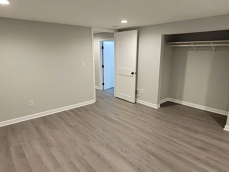 6923 Barberry Ln — Photo 21