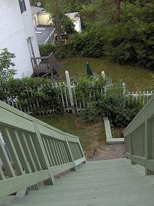 2nd image of 25 Ellsmere St