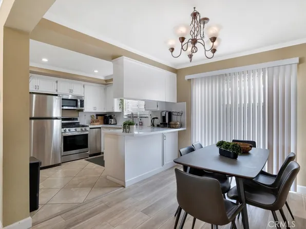 753 Warwick Ave, Thousand Oaks, CA 91360