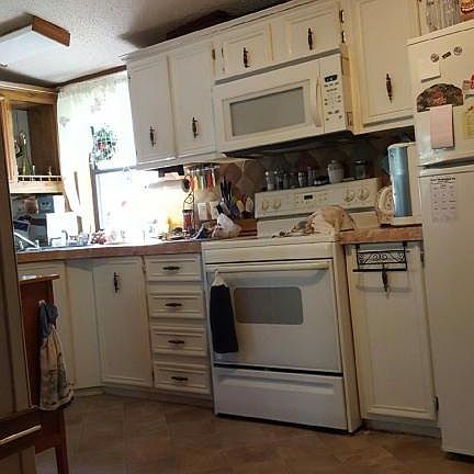 3rd image of 304 Spokely Ave N