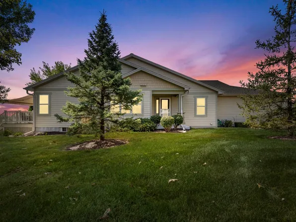 W153S7177 Rosewood CIRCLE #T28, Muskego, WI 53150