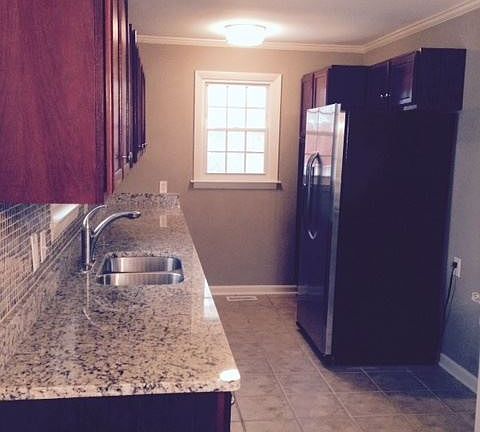4th image of 808 Tuckahoe Dr