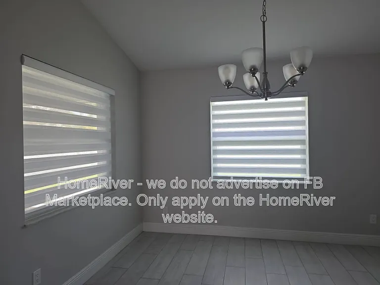 1242 SW Medina Ave — Photo 8