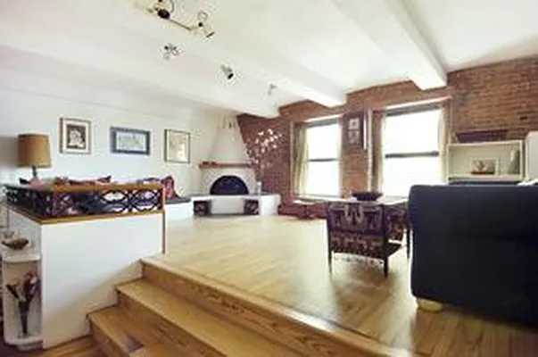 Sold by Douglas Elliman | media 14