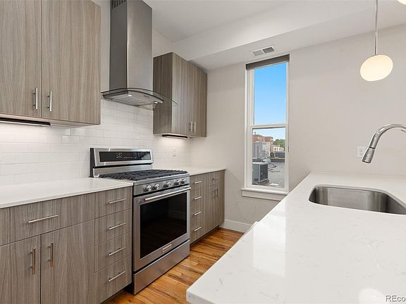 4th image of 1470 Wolff Street #113