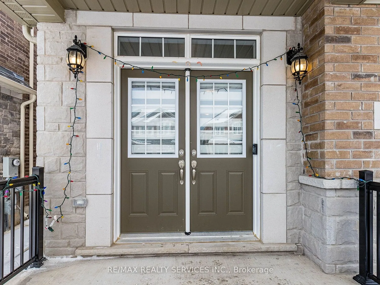 4 bed, $3,200 — Photo 2