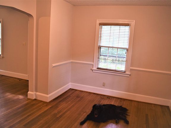 5th image of 4602 Bunn Ave