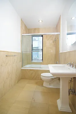 Rented by Skyward | media 13