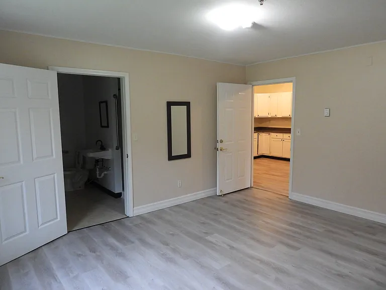 6300 W Port Bay Rd #12 — Photo 4