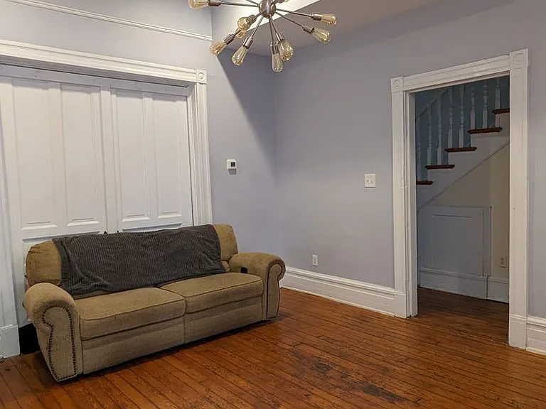 1609 W Grace St — Photo 5