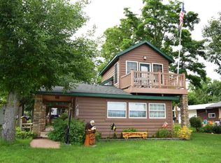 108 N 1st St, Harpers Ferry, IA 52146