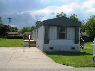325 Osprey Dr, Pontoon Beach, IL