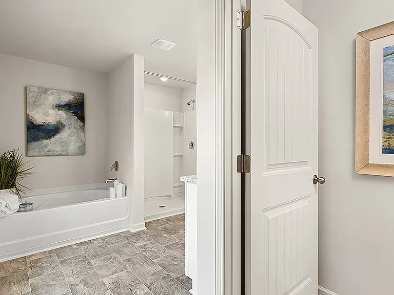 70 Oakwood Dr — Photo 6