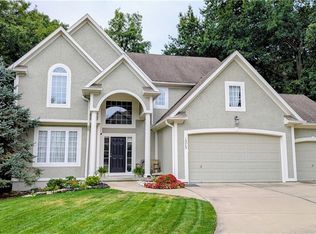 1575 Oakwood Ln, Liberty, MO 64068