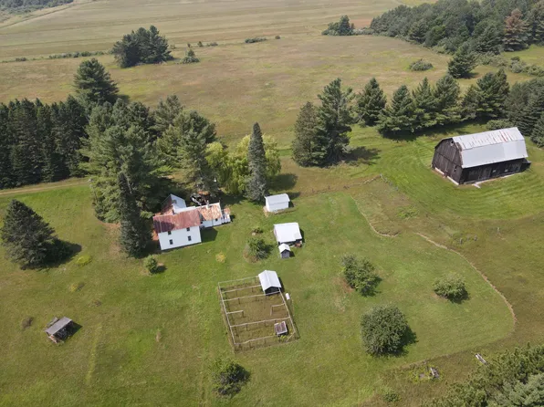 2838 W Trask Lake Rd, Barton City, MI 48705
