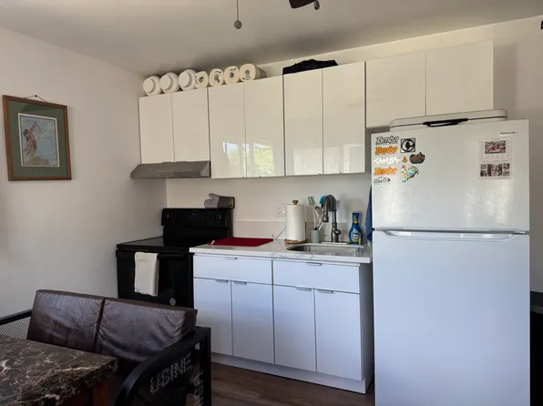 717 12th Ave, Honolulu, HI 96816