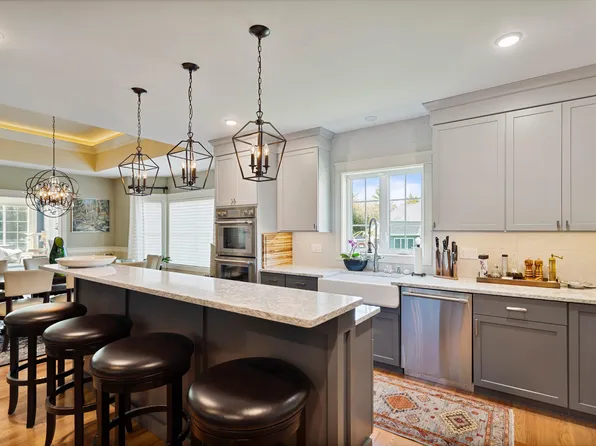 12 Kirkwall Drive, Stratham, NH 03885