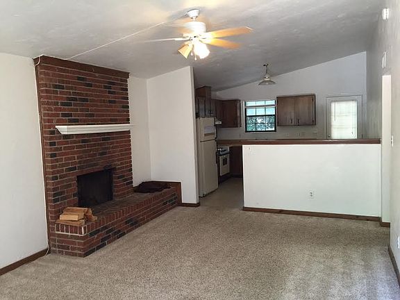 3rd image of 165 Locke St #A-b