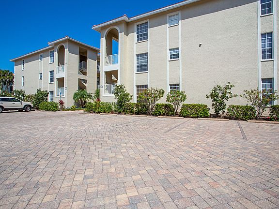 3rd image of 3554 Haldeman Creek Dr APT 136