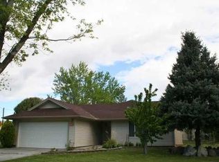 5786 Gray St, West Richland, WA 99353