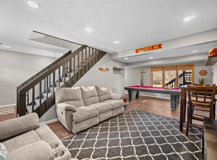 107 Timber Ridge Dr, Pella, IA 50219